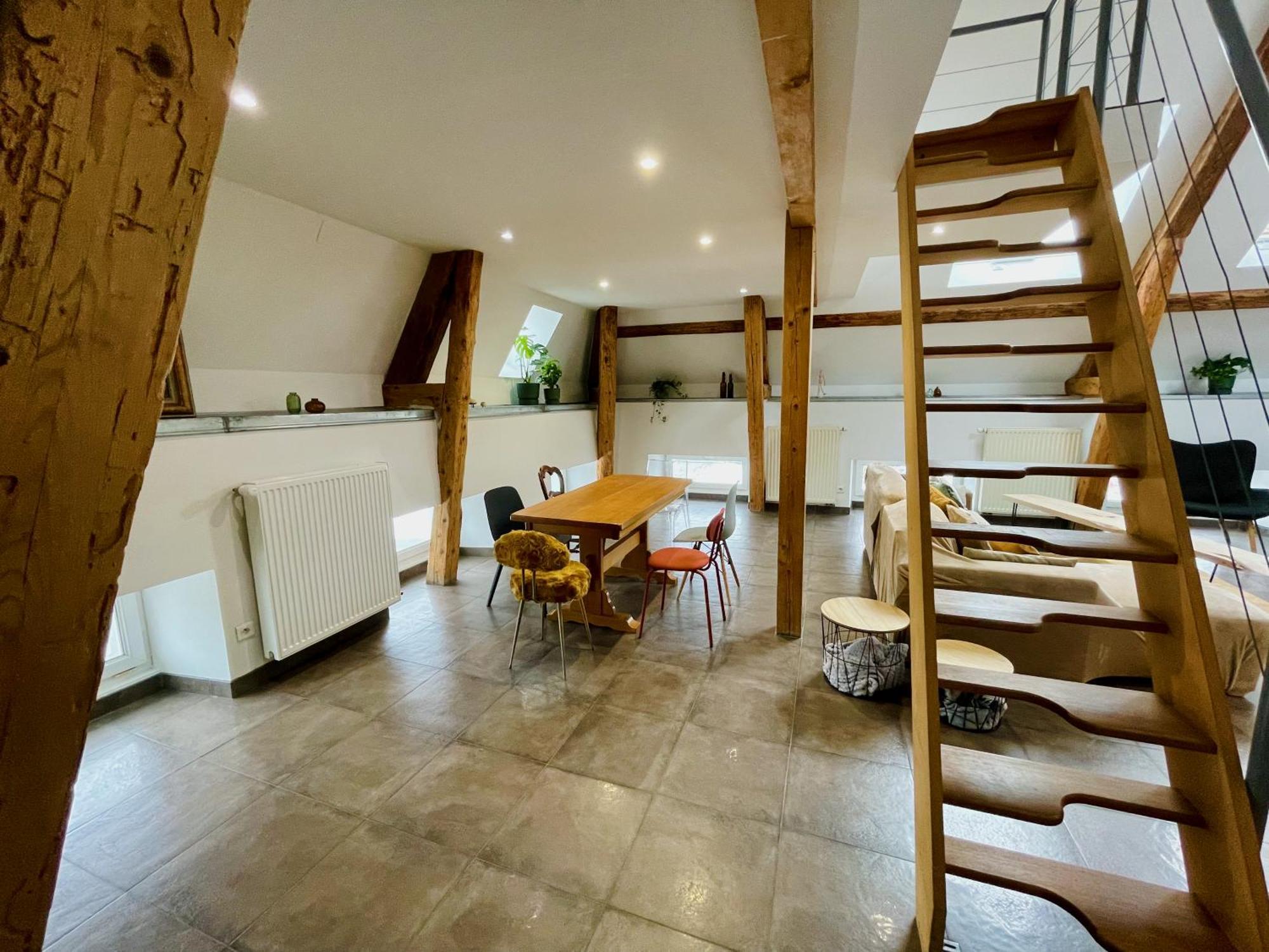Sainte-Suzanne Duplex + Parking Gratuit Facileアパートメント エクステリア 写真